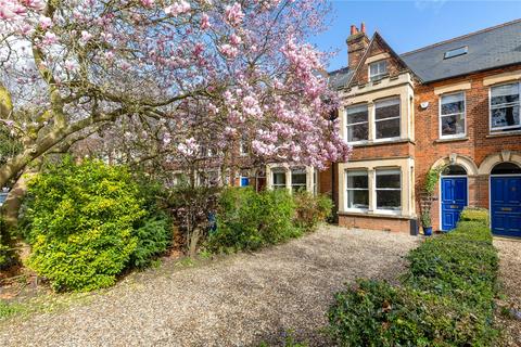 203 Hills Road, Cambridge, CB2 8RN