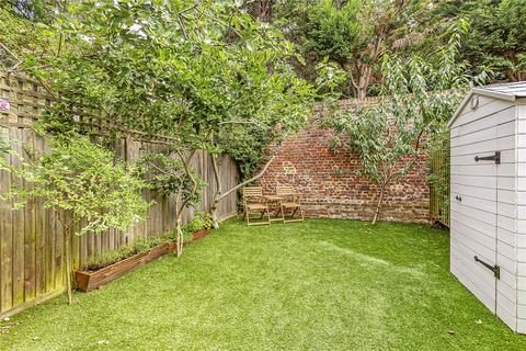 3 Forge Lane, Ham, Richmond, TW10 7BF