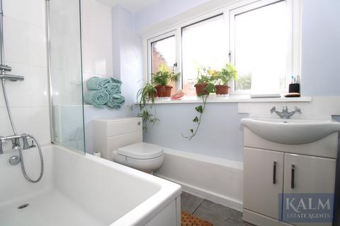 49 Fallowfield, Stevenage, SG2 9PL