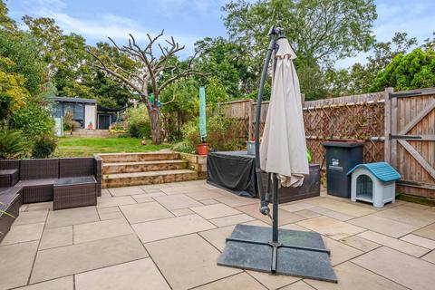 12 The Drive, Beckenham, BR3 1EQ