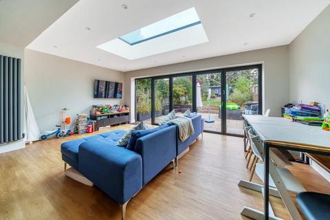 12 The Drive, Beckenham, BR3 1EQ