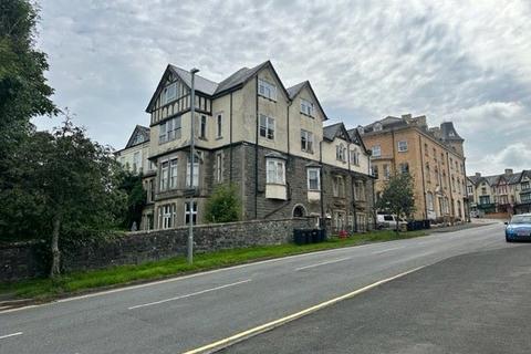 14 bedroom flat for sale - Brynithon, Ithon Road, Llandrindod Wells, Powys, LD1 6AS