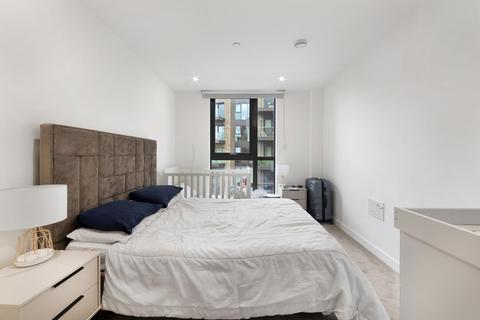 1 bedroom apartment for sale, Willowbrook House, Finsbury Park, London, N4