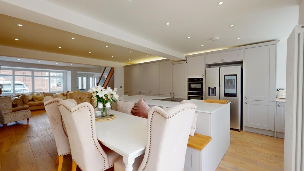 Mitford Road, South Shields, Tyne and Wear, NE34 3 bed detached house