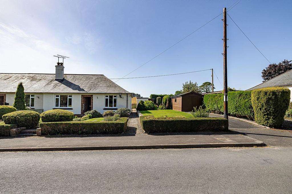 3 Oxnam Mains, Oxnam, Jedburgh TD8 6LZ 2 bed semidetached bungalow £