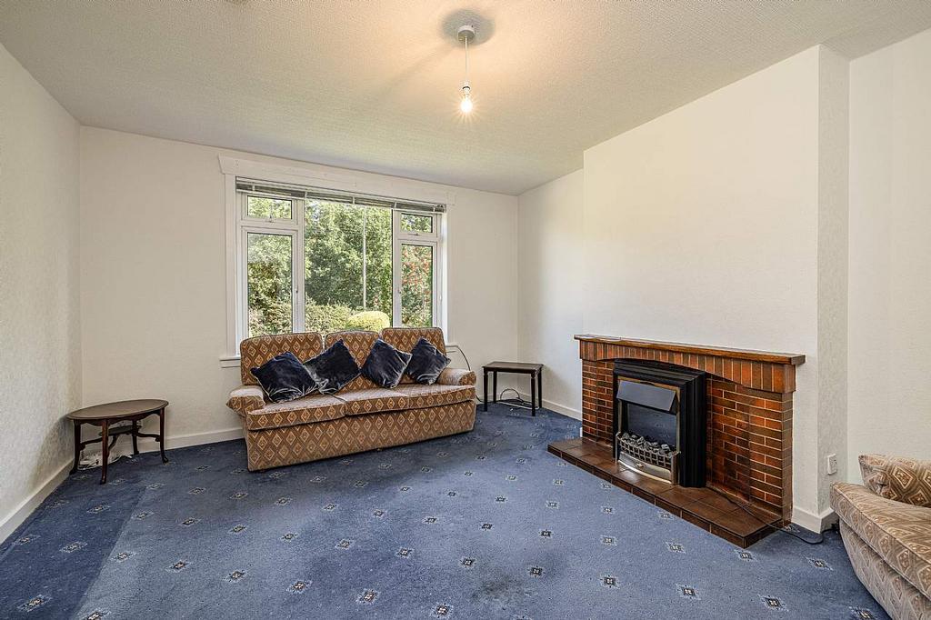 3 Oxnam Mains, Oxnam, Jedburgh TD8 6LZ 2 bed semidetached bungalow £