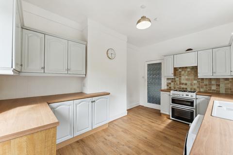 25 Mearns Road, Clarkston, Glasgow, G76 7ES