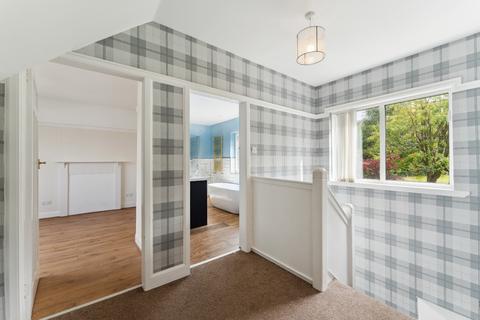 25 Mearns Road, Clarkston, Glasgow, G76 7ES