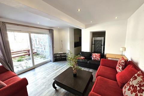 undefined, University Road, Old Aberdeen, Aberdeen, AB24
