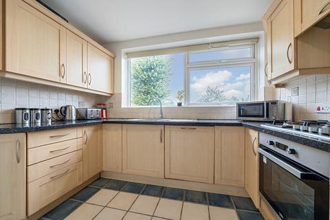 4 bedroom end of terrace house for sale, Harvey Road, Guildford, Surrey, GU1