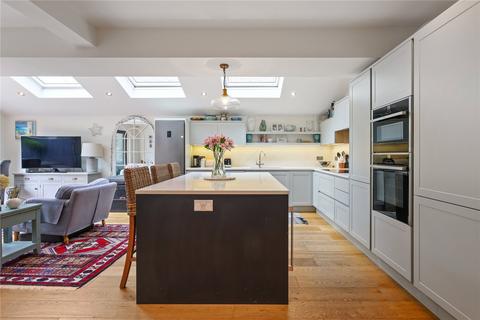 8 Sunnyside Road, London, W5 5HU