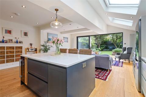 8 Sunnyside Road, London, W5 5HU