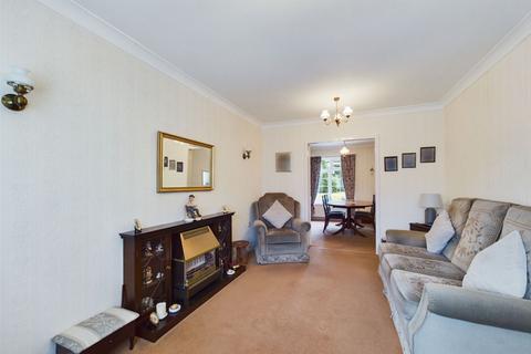 18 Amber Drive, Walgrave, Northampton, NN6 9RW