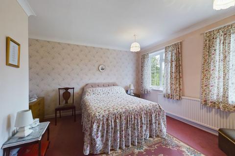 18 Amber Drive, Walgrave, Northampton, NN6 9RW