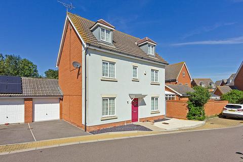 6 bedroom detached house for sale, Amethyst Drive, Sittingbourne, Kent, ME10