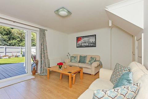 8 Amethyst Drive, Sittingbourne, ME10 5JR