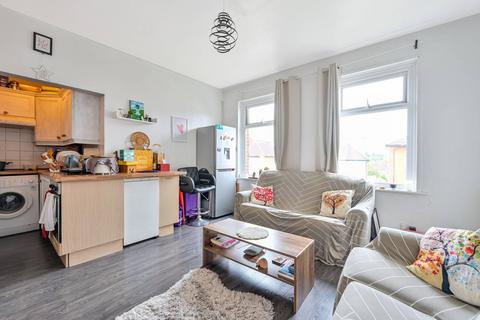 1 bedroom flat for sale, Manor Road, Stoughton, Guildford, GU2