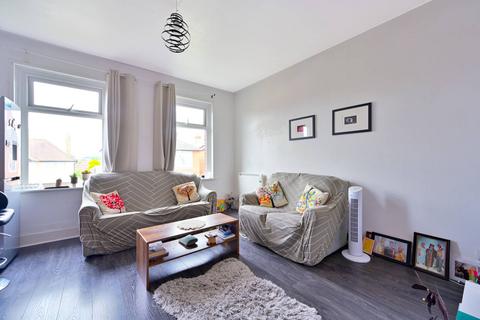 1 bedroom flat for sale, Manor Road, Stoughton, Guildford, GU2