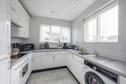 3 bedroom semi-detached house for sale, Hillhead Drive, Birstall