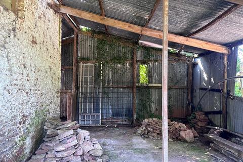 Land for sale - Barn with Planning Permission for a Two Bedroom Dwelling