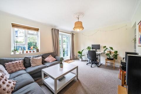78 Sarsfeld Road, London, SW12 8HP