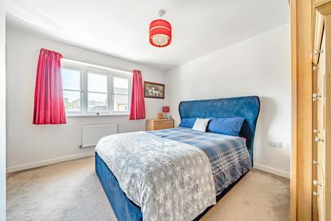 2 Barley Close, Longwick, Princes Risborough, HP27 9ET