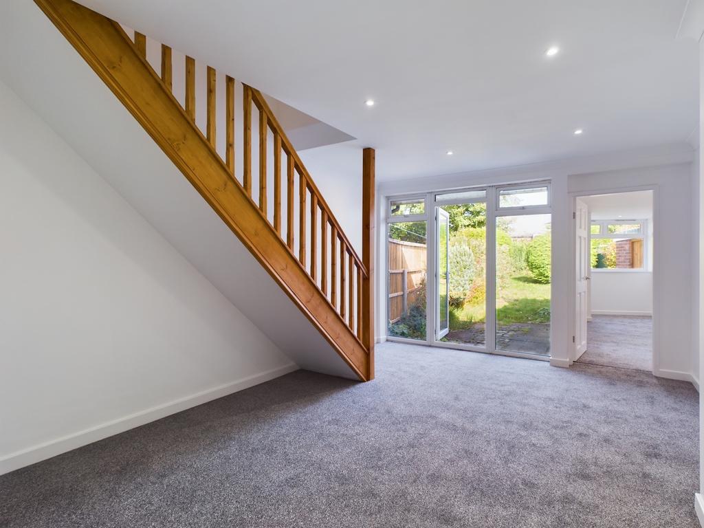 Noel Gate, Aughton, Lancashire 3 bed semidetached bungalow £1,150