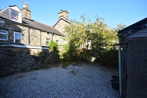 Meirion House Finsbury Square, Dolgellau, LL40 1RE