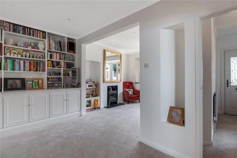 7 Ashdale Road, London, SE12 9ND