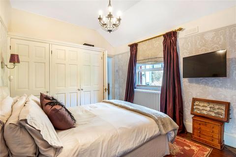 3 bedroom detached house for sale, Ravensbourne Road, Bromley, BR1