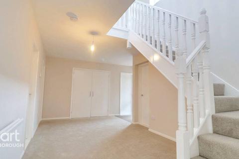 5 Thurston Gate, Peterborough, PE3 6SX