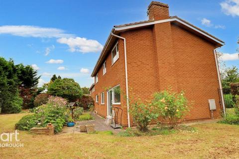 5 Thurston Gate, Peterborough, PE3 6SX