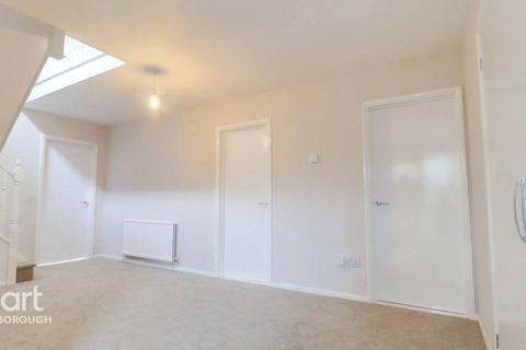 5 Thurston Gate, Peterborough, PE3 6SX