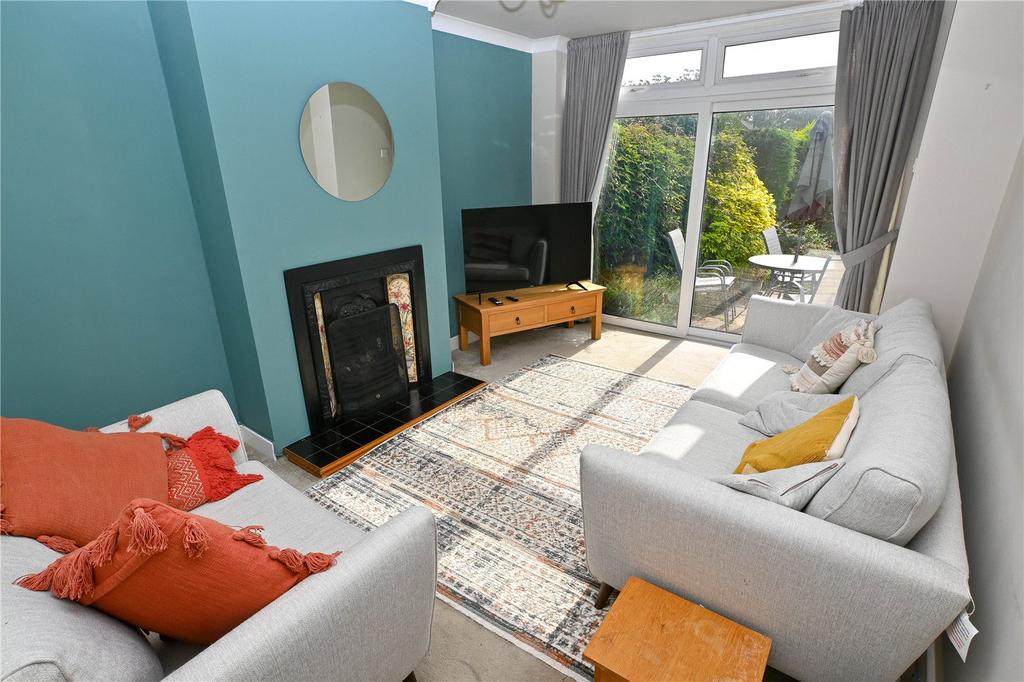 Pamela Road, Northfield, Birmingham, B31 3 bed semidetached house £