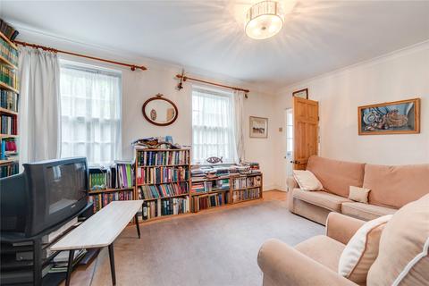 26 Thermopylae Gate, London, E14 3AX