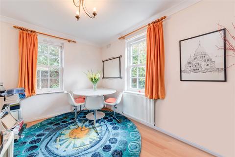 26 Thermopylae Gate, London, E14 3AX