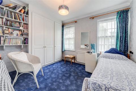 26 Thermopylae Gate, London, E14 3AX