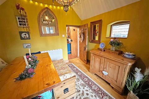 4 Chapel Lane, Wythall, Birmingham, B47 6JX