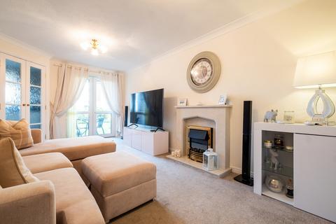 2 bedroom apartment for sale, South Promenade, Lytham St. Annes, FY8