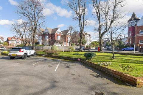2 bedroom apartment for sale - Craneswater Park, Southsea, Hampshire