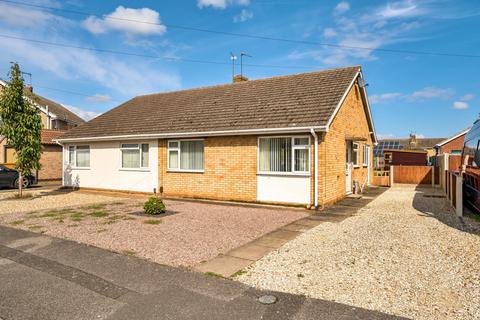 2 bedroom bungalow for sale, Gleedale, North Hykeham, Lincoln, Lincolnshire, LN6