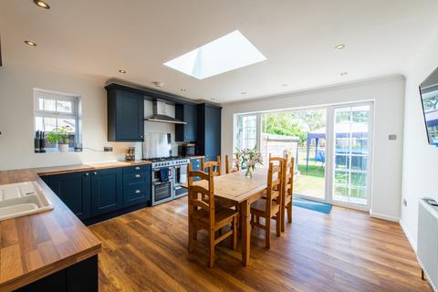 6 Cruden Road, Gravesend, DA12 4HD