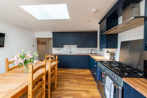 6 Cruden Road, Gravesend, DA12 4HD