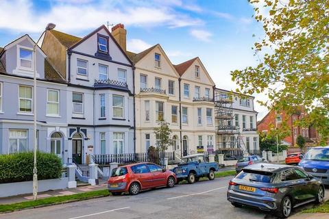 1 bedroom flat to rent, Enys Road, Eastbourne BN21