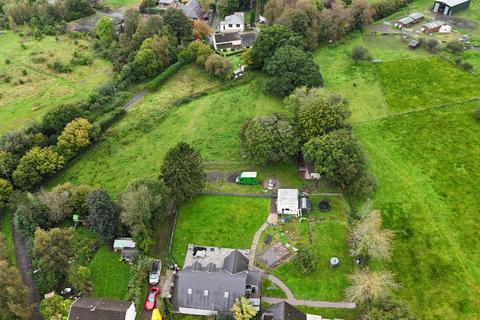 undefined, Little Row, Aberdare CF44