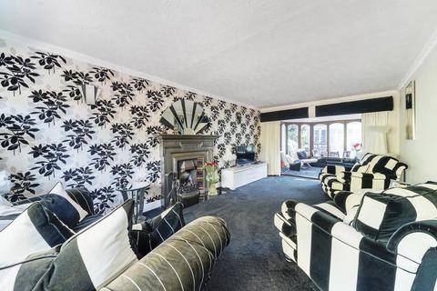 12 Bosman Drive, Windlesham, GU20 6JW