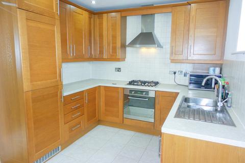 2 bedroom flat to rent, Riverview Walk, Hockley, SS5