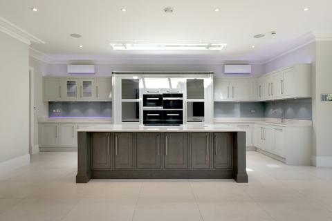Dukeswood Coronation Road, Ascot, SL5 9LG