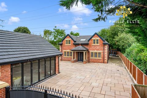 4 bedroom detached house for sale - Lilac Grove, Prestwich, M25 3DT