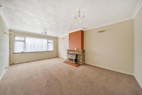 30 Pentrosfa Road, Llandrindod Wells, LD1 5NL